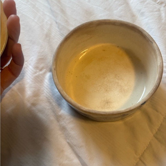 Blue and White Ceramic Lidded Bowl - Picture 3 of 6